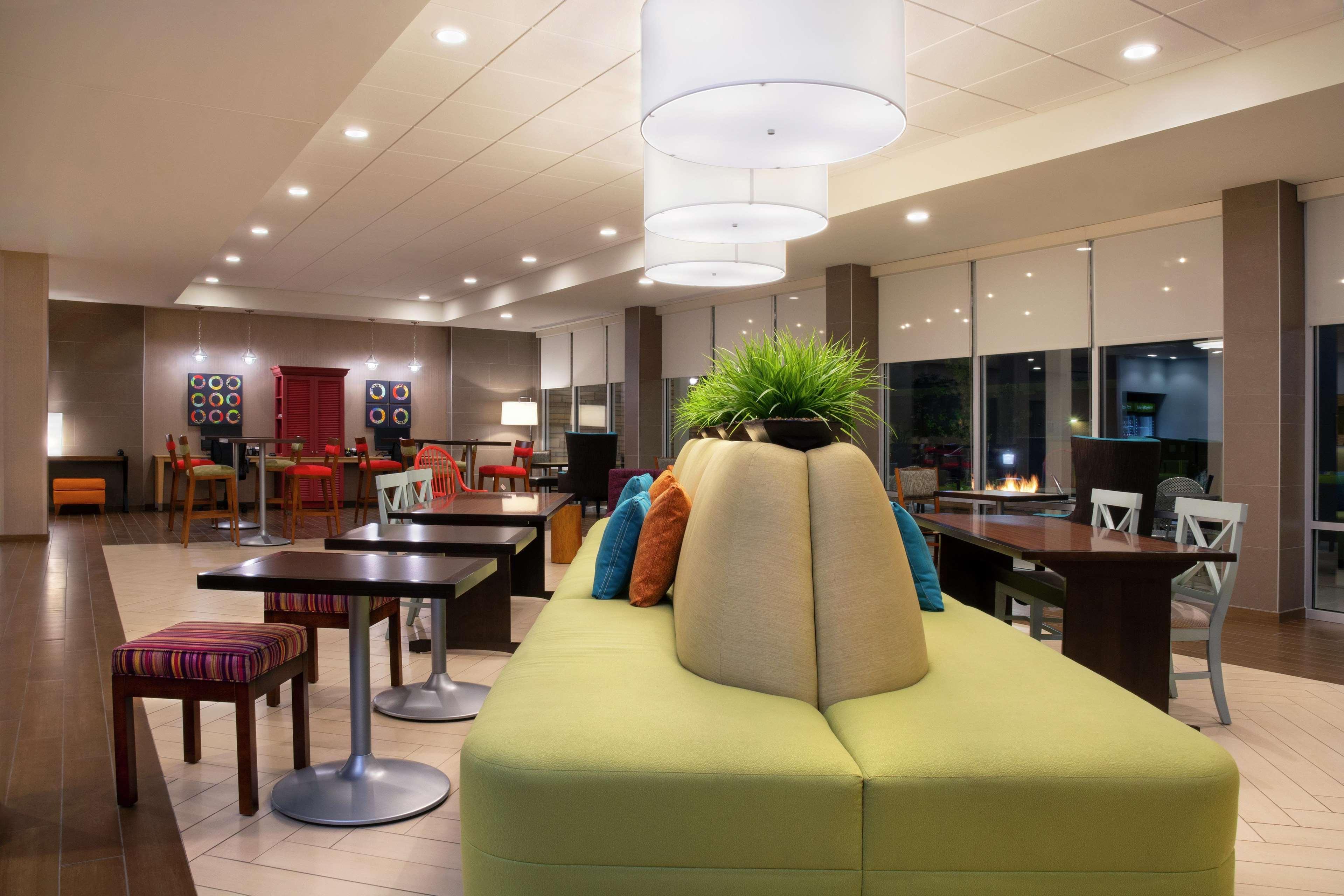 Home2 Suites By Hilton Indianapolis Greenwood Exterior foto